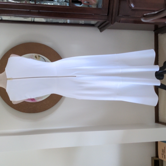 Calvin Klein ress - Picture 8 of 10